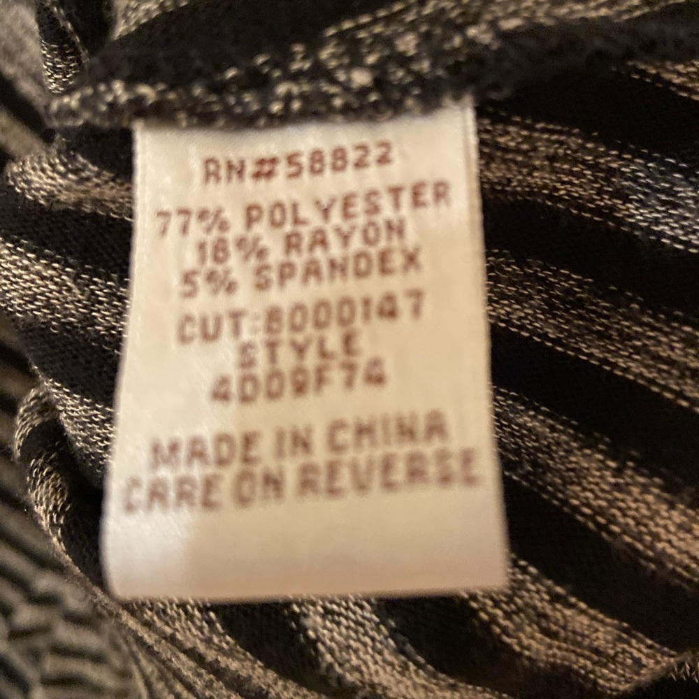Max Studio Specialty Products size S Top - Picture 5 of 8